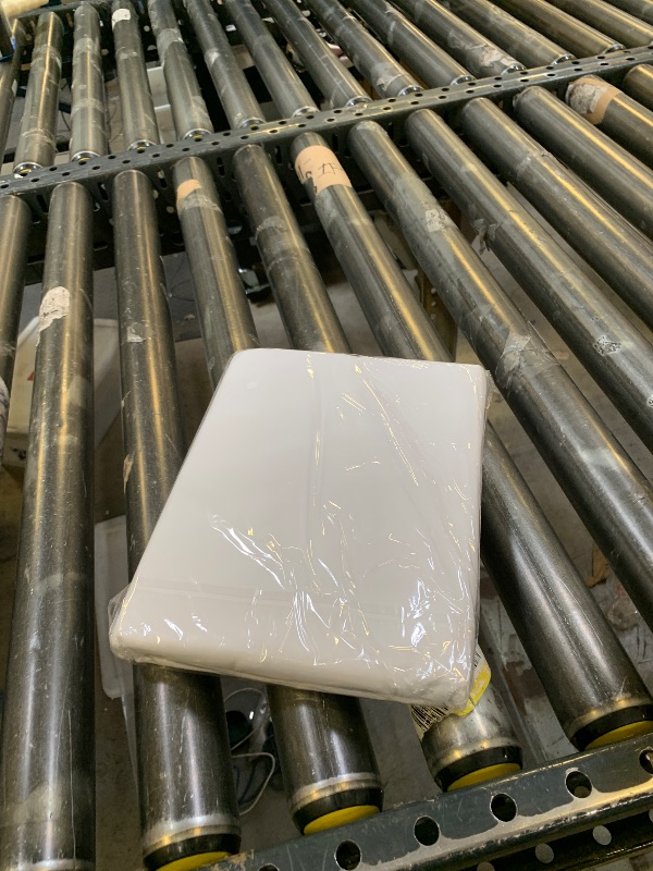 Photo 1 of White Table Cloth Rectangle Tablecloths 60X102 Inch,Polyester Table Cloth for 6 Foot Rectangle Tables,Wrinkle Resistant Washable Fabric Table Covers for Party,Wedding Banquet