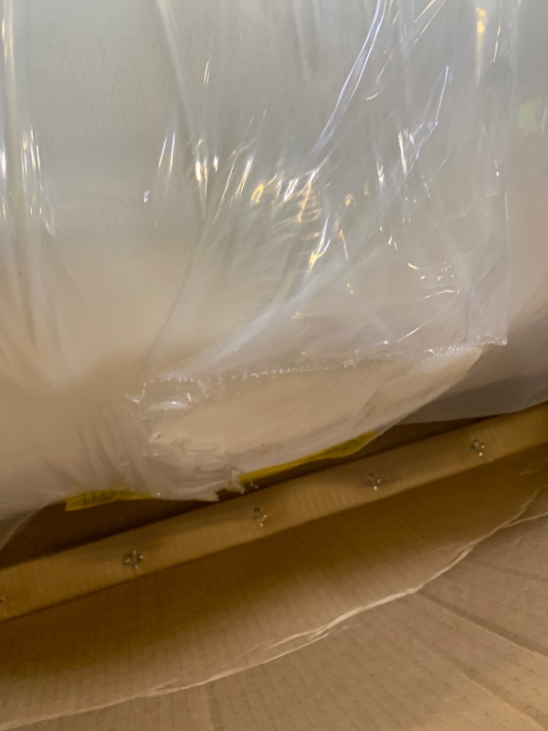 Photo 1 of King Size Mattress 14 Inch, Hybrid Mattress King Size with Comfy Support, Bed Mattresses 14 Inch with Individual Pocket Springs for Motion Isolation & Pressure Relief, Certipur-Us Certified