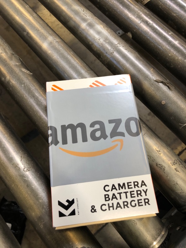 Photo 1 of K&F CONCEPT NP-FZ100 2280mAH Battery and Dual Slot Charger Set for Sony A7iii, A7iv, A7C, A6700, A6600, ZV-E1, ZV-E10ii, FX3, FX30, A9, Alpha 9, Alpha 9S, A9S, A7R3, A7R4 Camera Batteries