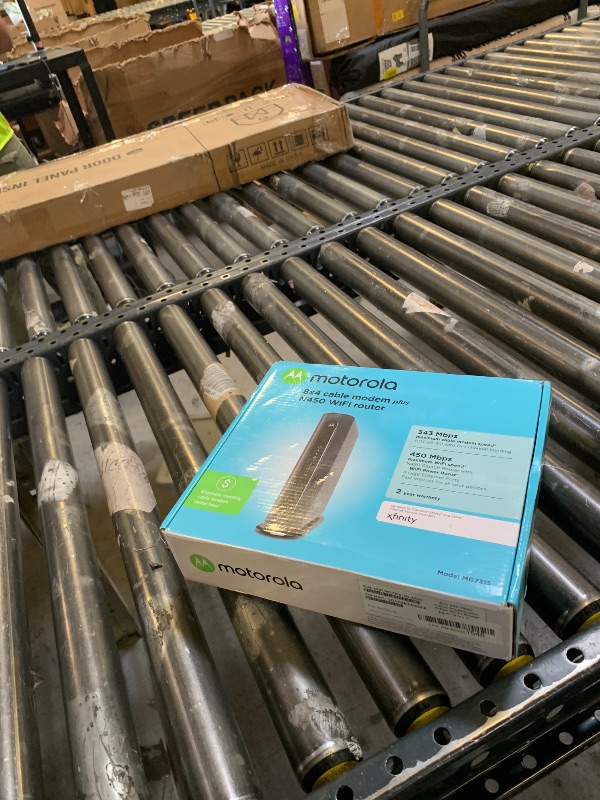 Photo 1 of Motorola MG7315 Modem WiFi Router Combo | DOCSIS 3.0 Cable Modem + N450 Single Band Wi-Fi Gigabit Router | 343 Mbps Max Speeds | Approved by Cox and Spectrum