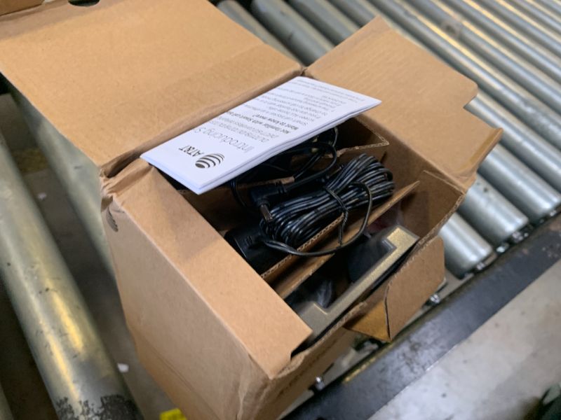 Photo 1 of 2 handset answering system 