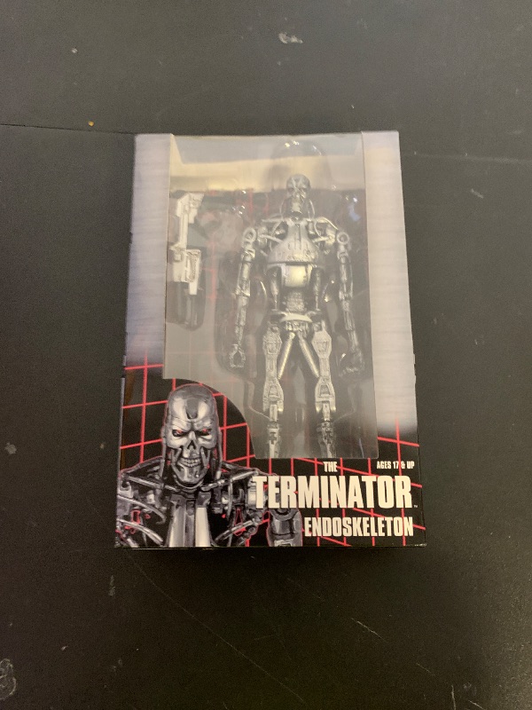 Photo 1 of NECA - The Terminator - 7" Action Figure – T-800 Endoskeleton
