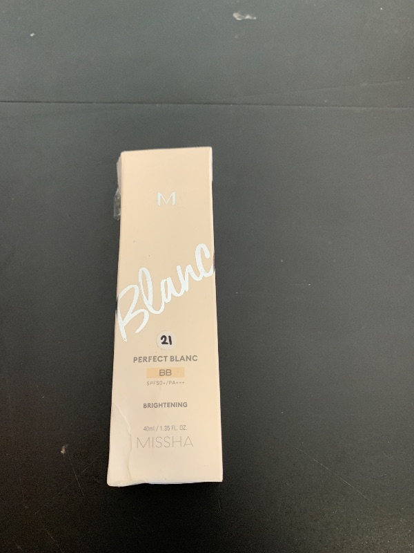 Photo 1 of GIANANO, Moisturizing & Brightening Makeup for m.i.s.s.h.a M Perfect Blanc B.B Creams (1.35fl.oz.), No.21 Vanilla
