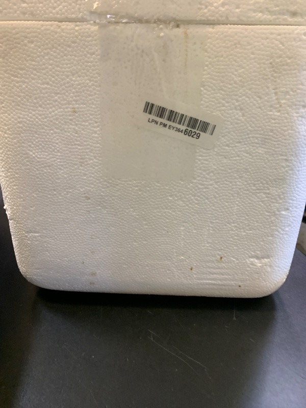 Photo 1 of Denso 471-5012 A/C Compressor