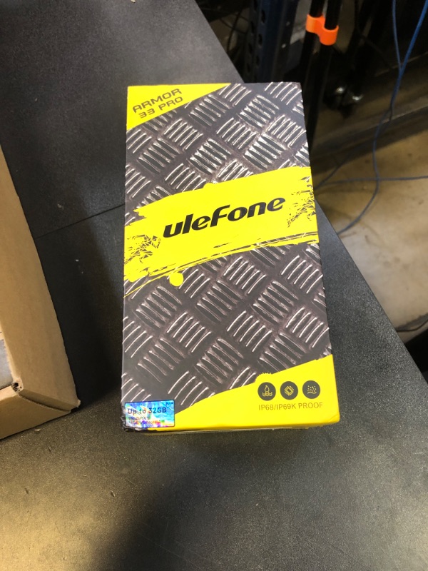 Photo 1 of Ulefone Armor 33 Pro 5G Dual Screen Rugged Phone, 6.95" FHD 120Hz + 3.4" Screen, 25500mAh (66W) 32GB+512GB, 50MP+50MP+64MP+32MP, Infinite Halo, 118dB Speaker Android 14 Rugged Smartphone NFC