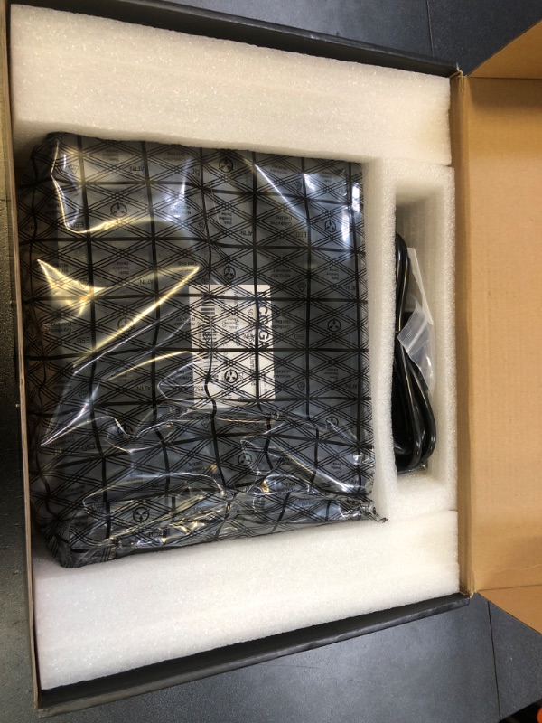Photo 1 of 8 Port 5G Ethernet Switch Unmanaged,with 8X 5Gb Base-T Ports, NICGIGA 5Gbps Network Switch Easy for 5G NAS,PC,WiFi7 Router,5G Adapter/NIC. Desktop or 19-inch Rack Mount, Plug and Play.
