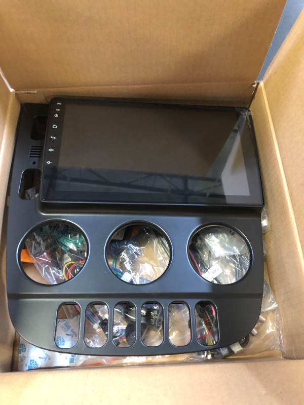 Photo 1 of [8 CORE 4G+64G] Android Car Radio for Mercedes Benz W163 ML320 ML350 ML400 ML500 1997-2005 with Wireless Carplay/Android Auto, 9 Touch Screen Stereo, Bluetooth, GPS, WiFi, SWC, DSP + HD Camera