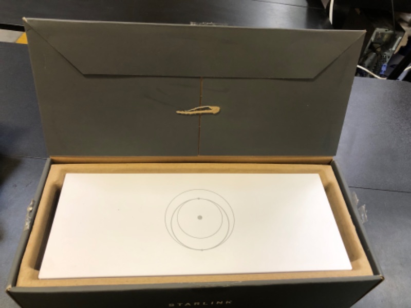 Photo 1 of Mesh Router for Starlink Gen 3 with WiFi 6 | Works with Gen 1/2 Rectangular Dish and Gen 3 Flat Dish, White, UTR-32