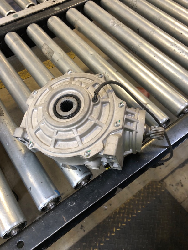 Photo 1 of motor transfer case
