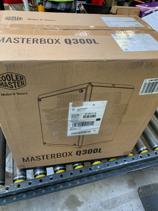 Photo 1 of Cooler Master MasterBox Q300L Micro-ATX Tower with Magnetic Design Dust Filter, Transparent Acrylic Side Panel, Adjustable I/O & Fully Ventilated Airflow, Black (MCB-Q300L-KANN-S00)
