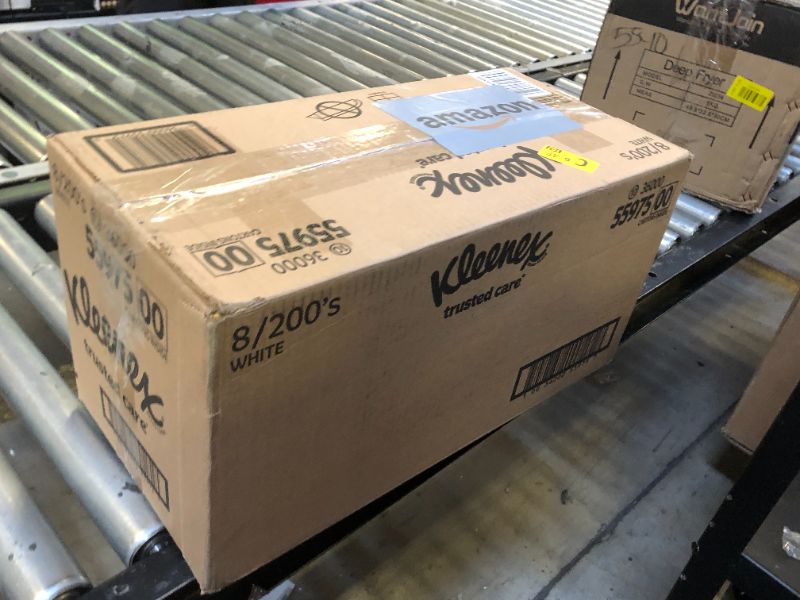 Photo 1 of Kleenex Trusted Care Facial Tissues, 8 Flat Boxes, 200 Tissues per Box, 2-Ply