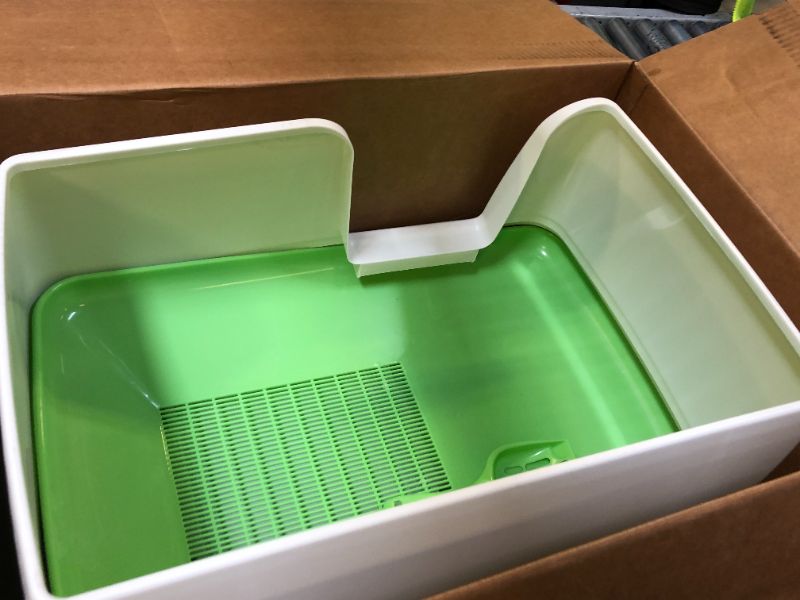 Photo 1 of Purina Tidy Cats Litter System, Non-Clumping, Breeze XL All-in-One Odor Control & Easy Clean Multi Cat Box - 18 lb. Box