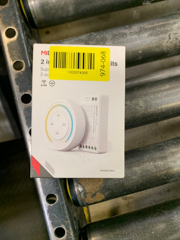 Photo 1 of PAUTIX Single Color+CCT LED Controller Kit,2.4G RF Wireless Remote Control,2in-1 LED Controller/Dimmer,for 2835/COB/CCT LED Strip Light,with White Remote,12-24V 144W-288W(Without Battery)