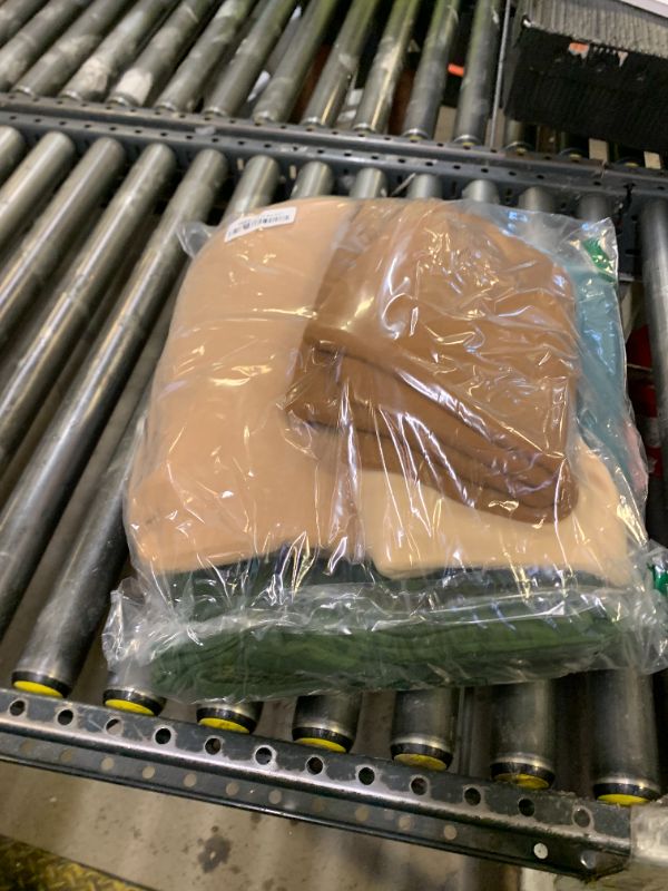 Photo 1 of 10PCS Vintage Fleece Blankets Bulk 50 X 60, Soft Lightweight Throw Blanket Kit Cozy Blanket Bulk for Bed Sofa Couch Warm Pet Fleece Blanket Set for Wedding Homeless Home Office Travel Gift for Seasons