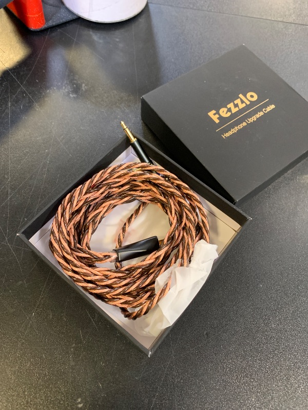 Photo 1 of FAAEAL 8N OFC German Copper Cable Wire Compatible with Sony MDR Z1R MDR Z7M2 Hifiman HE560 HE4XX Meze Audio Denon AH-D7200 Headphones 4.9ft 4.4mm