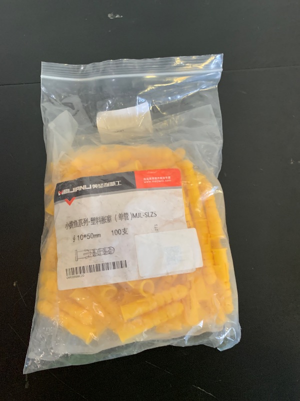 Photo 1 of 100pcs Drywall Anchors,Self Drilling Anchors Plastic Hollow Wall Anchors Plugs(M10x50mm)