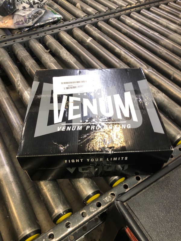 Photo 1 of Venum Elite Boxing Shoes - Black/White-Gold