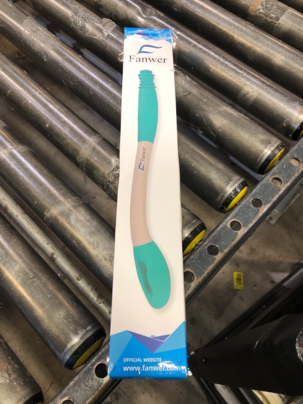 Photo 1 of Fanwer Toilet Aids Tools,Long Reach Comfort Wipe,Extends Your Reach Over 15" Grips Toilet Paper or Pre-Moistened Wipes