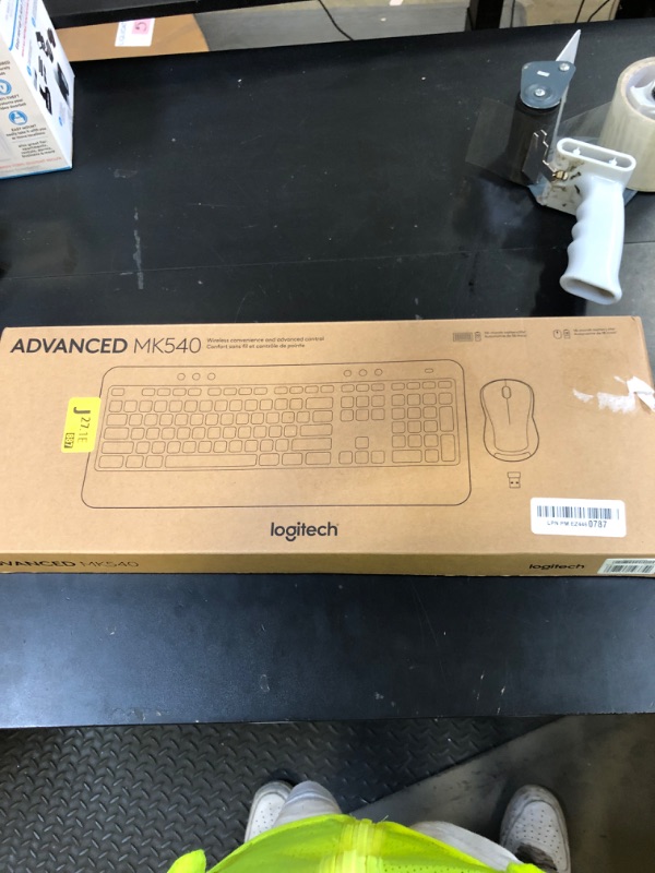 Photo 1 of Logitech MK540 Advanced Wireless Keyboard and Mouse Combo for Windows, 2.4 GHz Unifying USB-Receiver, Multimedia Hotkeys, 3-Year Battery Life, for PC, Laptop