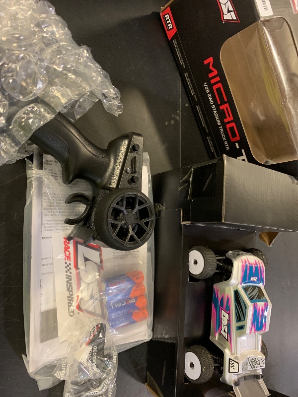 Photo 1 of Losi Micro-T RC Car 1/28 2WD Silver RTR (Battery and Charger Included), LOS-1392T2