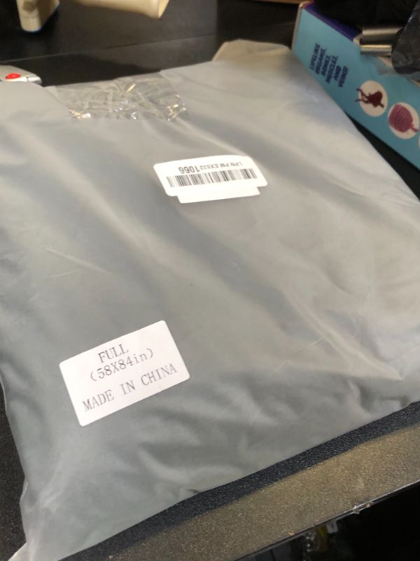 Photo 1 of 100% Microfiber Futon Cover for Japanese Futon Floor Mattress with Zipper Twin Full Queen Machine Washable Super Soft (Dary Grey, Full)