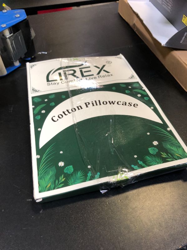 Photo 1 of Lirex 2 Pack Pillow Cases,100% Cotton Breathable Pillowcases,20"X 30" Queen Size,Light Purple