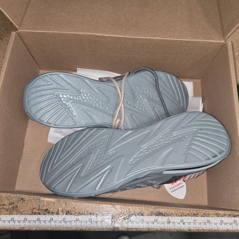 Photo 1 of ****READ NOTES**** Furuian Steel Toe Shoes for Men Women Lightweight Cushion Sneakers Slip Resistant Safety Work Shoes Indestructible Sneakers Grey