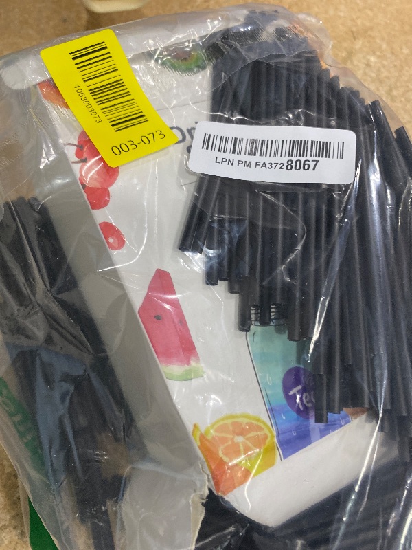Photo 1 of [1000 Pcs] Black Disposable Cocktail Short Straws - 5 Inch Length 0.16 Inch Diameter Coffee & Cocktail Stirrers Plastic Straws for Whiskey,Bar,Club,Soda,Cocktail,Teas