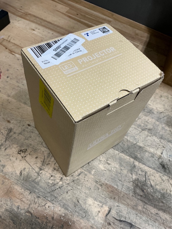 Photo 1 of Mini Projector