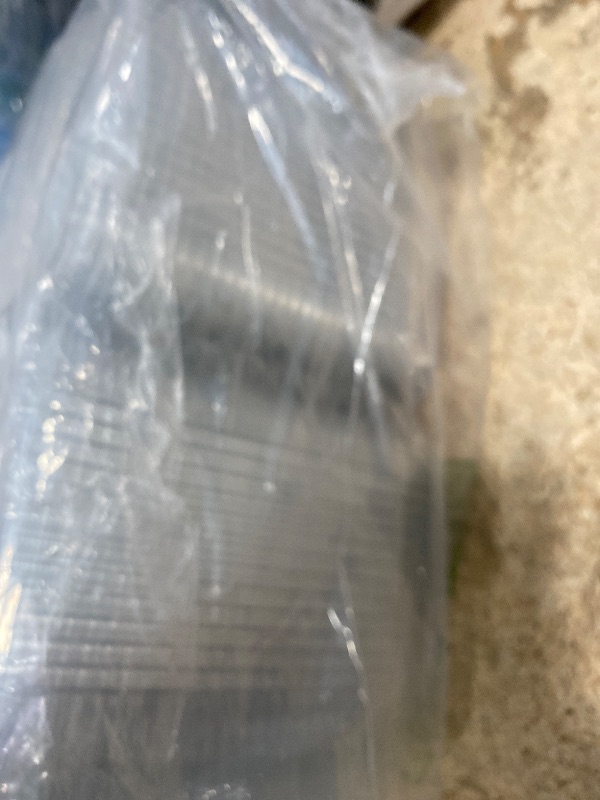 Photo 1 of 100 Pcs Clear Hinged Plastic Containers with Lids,Individual Cake Slice Containers,Square Plastic Food Container,Disposable Clamshell Take Out Containers for Cakes,Cookies,Pasta,Sandwiches,Salad