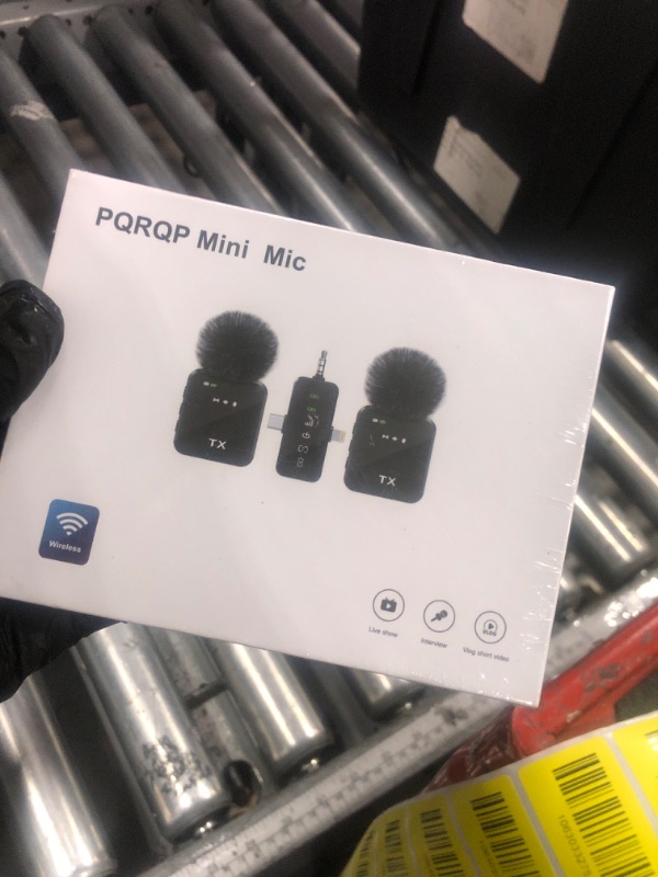 Photo 2 of PQRQP 3 in 1 Microphone for iPhone/Android/Camera, Wireless Microphones, 328ft Transmission, 18H Battery Life, Mini Microphone for Record Interview, Vlogs, YouTube, Tiktok