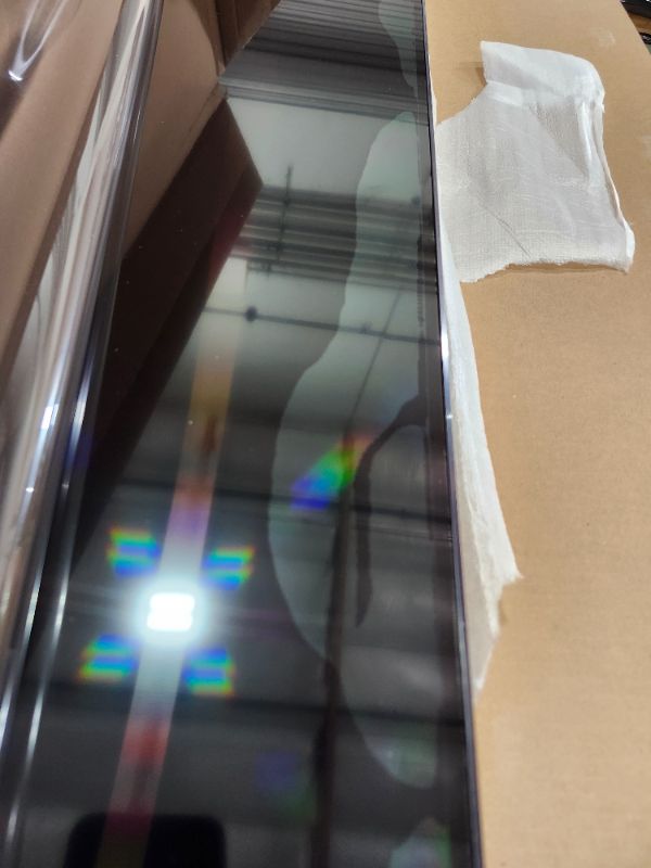 Photo 1 of *************SCREEN CRACKED, NON-FUNCTIONAL, FINAL SALE************
Samsung 98-Inch Class 4K Crystal UHD DU9000 Series HDR Smart TV, Object Tracking Sound Lite, Motion Xcelerator 120Hz, Supersize Picture Enhancer, Mega Contrast, Alexa Built-In (UN98DU9000