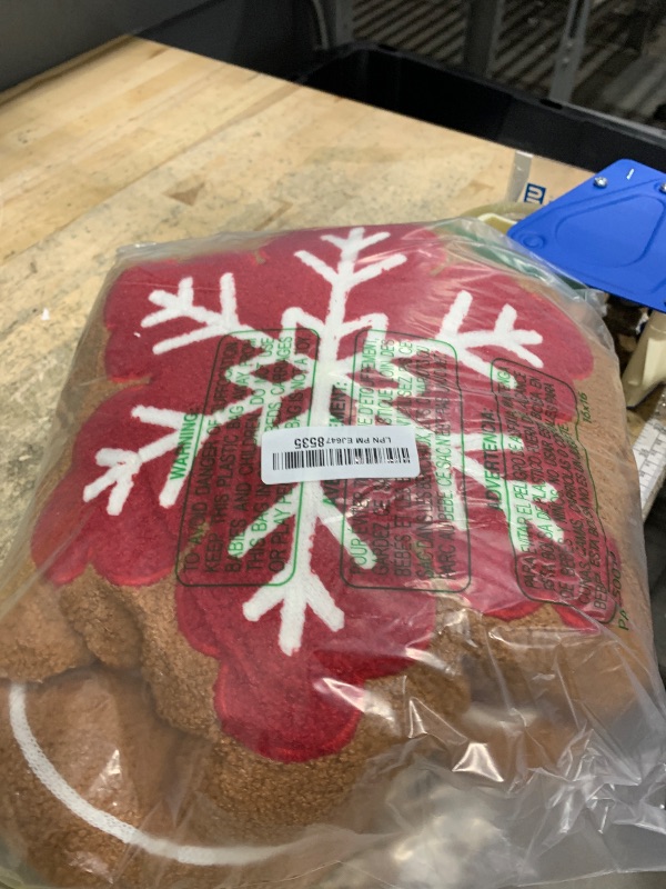 Photo 1 of **POSSIBLE PARTIAL SET*** HunnmingRe 4 Pcs Christmas Throw Pillows Plush Gingerbread Men Gingerbread House Snowflake Shaped Pillow for Christmas Winter Holiday Party Outdoor Bedroom Cushion Decoration(Red)