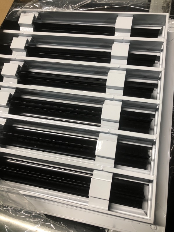 Photo 1 of (please see all images) Receive ac vent