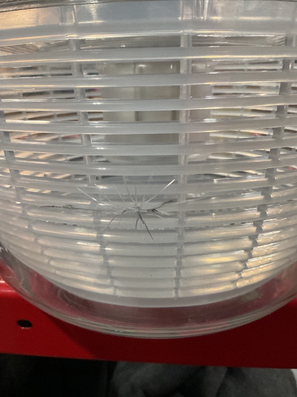 Photo 1 of ***DAMAGED SEE PICTURE FOR VISUAL***MOOXO Good Grips Salad Spinner | Lettuce Spinner | Fruit Washer | Fruit Washing Bowl with Strainer | Vegetable Cleaner | Salad Cleaner | Lettuce Washer | 6.22 Quart Capacity