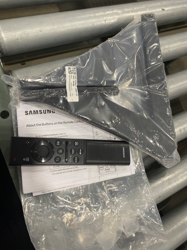 Photo 1 of •FOR PARTS ONLY• Samsung - 50” Class U8000F Series Crystal UHD 4K Smart Tizen TV (2025)