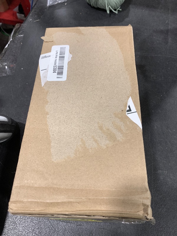 Photo 1 of 100 Pcs Flower Blank Matches Containers 2.2 x 1.4 x 0.3 Inches Decorative Match Boxes Wedding Party Favor for Guests Bridal Baby Shower Graduation(No Matches) (White)