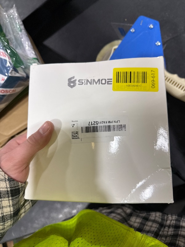 Photo 1 of 18 Pack Dry Erase Reusable Sticky Notes Magnetic Sentence Strips Colored Whiteboard Stickers Reminders with 6 Pens Including 12 Pack 3'' x 3'' and 6 Pack 4'' x 6'' Notes for Teacher Office School