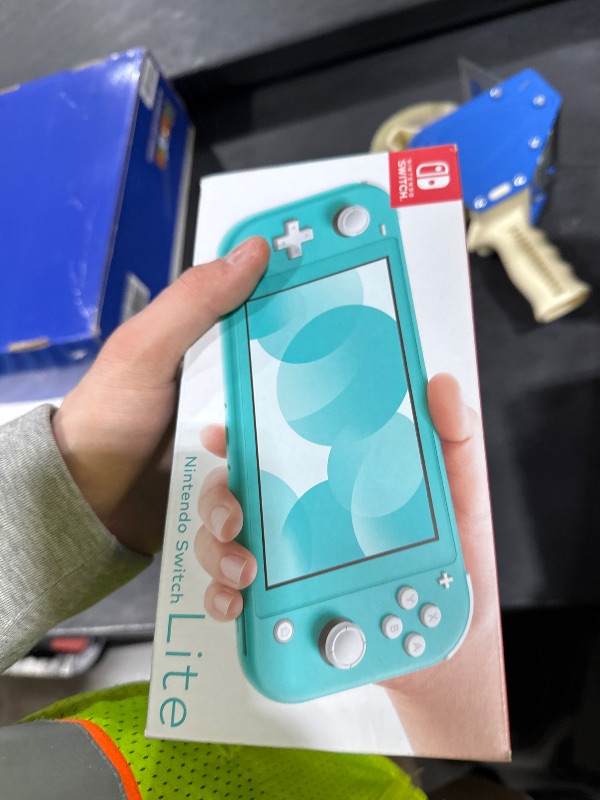 Photo 2 of Nintendo Switch Lite - Turquoise
