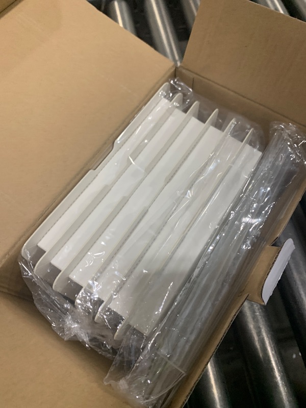 Photo 1 of  XININSUN 6Pcs clear cake boxes with Ribbon, 6inch cake boxes for Christmas Bakery Treat,Holiday Pastries,Gift Giving-White 