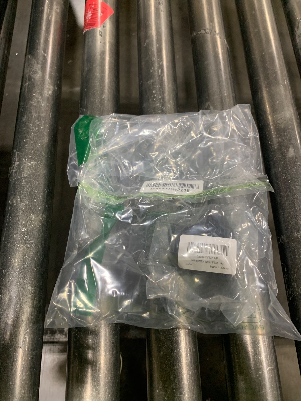 Photo 1 of 2260502B Refrigerator Water Filter Cap for Kenmore Whirlpool KitchenAid Maytag, Jenn-Air Amana Inglis Dacor Replaces 2260502B WP2260518B WP2260518BVP PS11739970 AP6006882 AH896110 EA896110 (1 Pack)