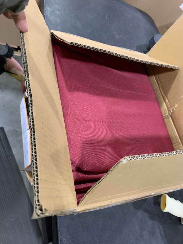 Photo 1 of Fitable 6 Pack Burgundy Round Tablecloths - 120 Inches in Diameter - Stain Resistant and Washable Table Clothes, Polyester Fabric Table Covers for Wedding, Party, Banquet, Formal Events