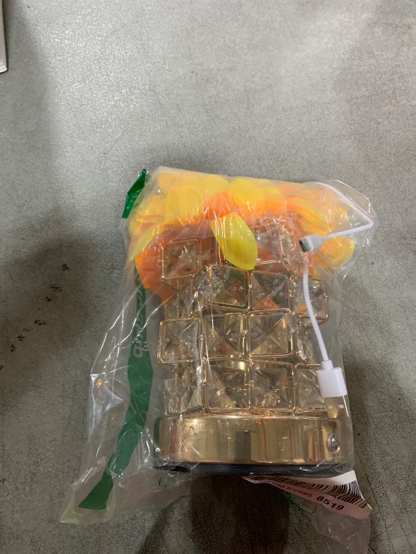 Photo 1 of AMWGIMI Sunflowers Flower Lamp,Rechargeable Cordless Touch Table Lamp,3-Colour Infinitely Dimming Small Night Light,Festival Restaurant Bedroom Bar Coffee Shop Birthday Gifts for Women Mom