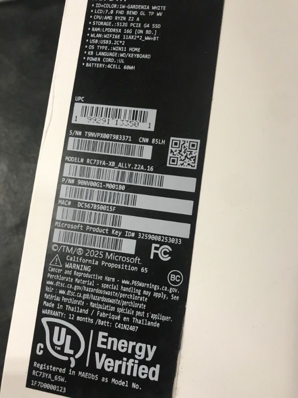 Photo 1 of ASUS ROG Xbox Ally – 7” 1080p 120Hz Touchscreen Gaming Handheld, 3-month Xbox Game Pass Premium included, AMD Ryzen Z2 A, 16GB RAM, 512GB SSD, White ** LOCKED ***