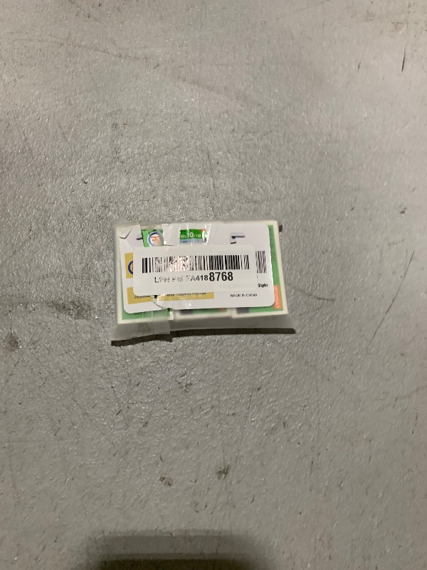 Photo 1 of 3000pcs No.10 Staples, for Max HD-10D,and Other Mini Stapler Using No.10 Staples(Smaller Than Standard Staple,Size: W 0.37" x H 0.19" x L 0.98").Silver