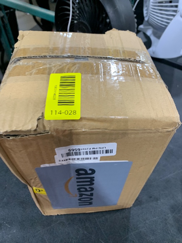 Photo 1 of **GREEN NOT BLACK** YANWE1 Green Bubble Vase, Ceramic Vase, Flower Vase, Boho Vase, Tall Ceramic Vase, Vase for Decor, Modern Ceramic Vase for Living Room, Dinner Table, Bedroom, Wedding, Fireplace Mantel, 8.5 Inches