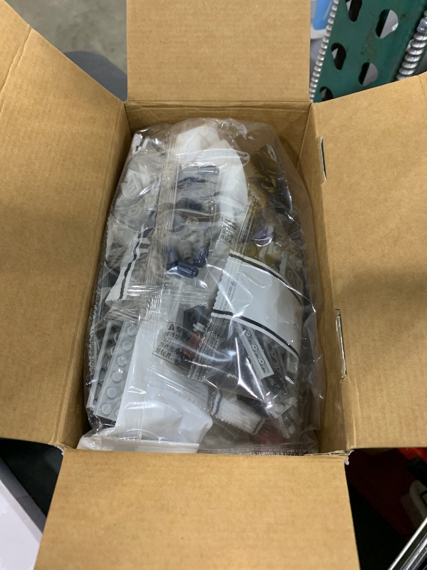 Photo 1 of JMBricklayer Nuclear Submarine Building Sets for Adults Men, Military Submarine Toys with Lights, WW2 History Collectible Home Decor Battleship Construction Set, Army Toy Gifts, 1498PCS