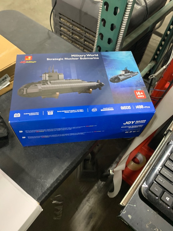 Photo 1 of JMBricklayer Nuclear Submarine Building Sets for Adults Men, Military Submarine Toys with Lights, WW2 History Collectible Home Decor Battleship Construction Set, Army Toy Gifts, 1498PCS