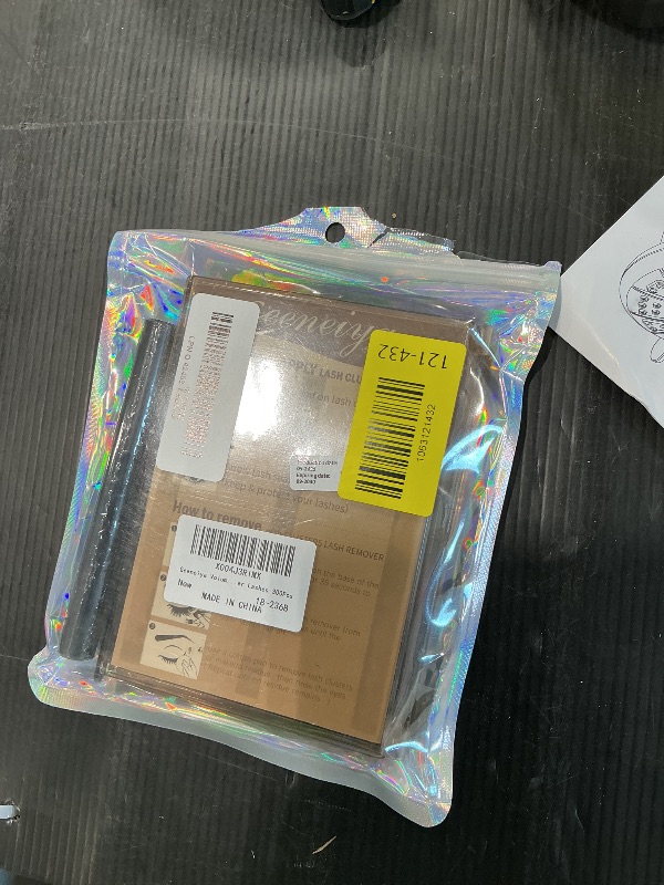 Photo 1 of **MISSING PARTS**
Geeneiya Volume Lash Clusters Kit DIY Lash Extension Kit D Curl Eyelash Extensions with Waterproof Lash Bond and Seal Waterproof Tweezers,10-16MM Cluster Lashes 300Pcs