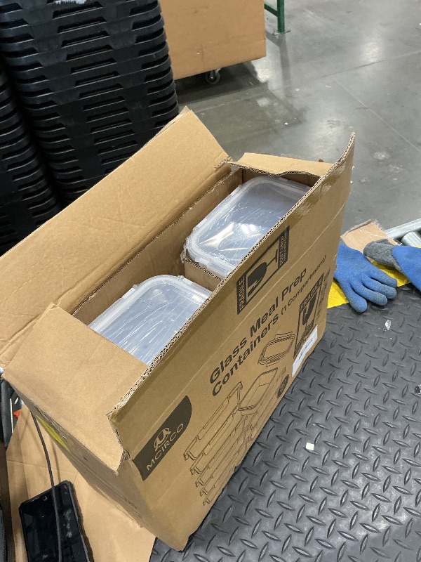 Photo 1 of [8-Pack,30 oz]Glass Meal Prep Containers,MCIRCO Glass Food Storage Containers,Airtight lunch Containers with Lids, Microwave, Oven, Freezer and Dishwasher, White